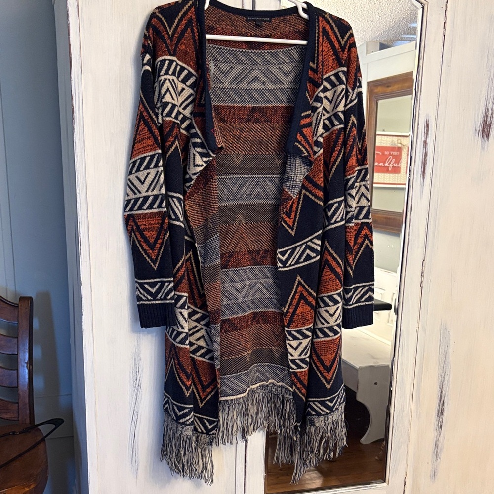 Signature Studio Geometric Patterned Cardigan